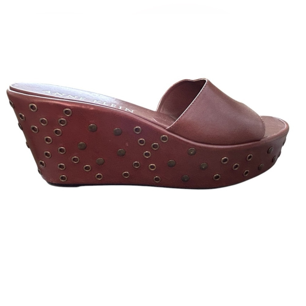 Anne Klein Leather Wedge Platforem Sandals w/ Metal‎ Studs & Rings Sz 10